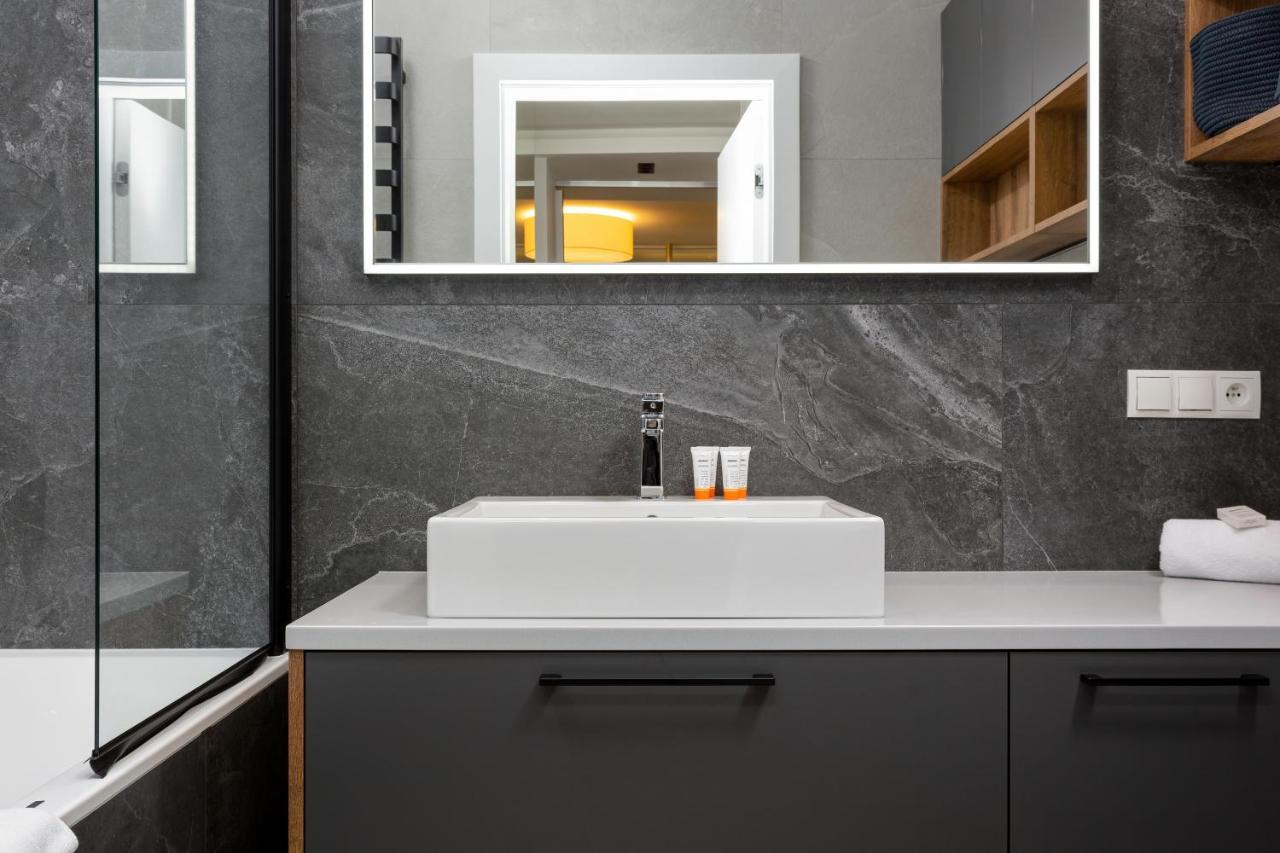 Apartment Forest Club Kabaty By Renters Prestige Варшава Екстериор снимка